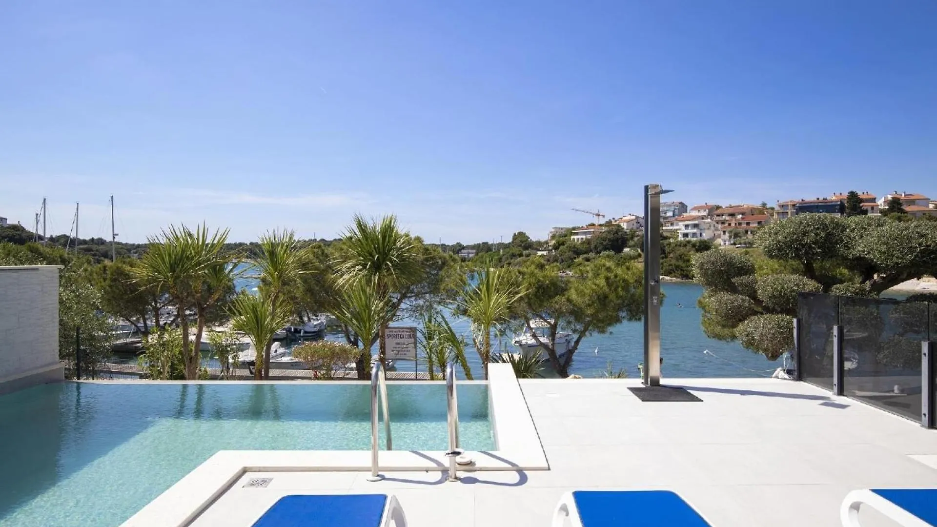 Luxury Apartment Kevin Medulin